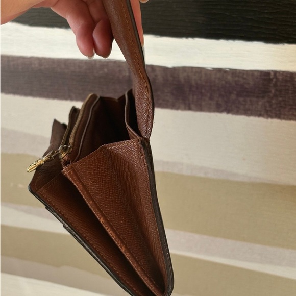 SOLD - Picture 7 of 11